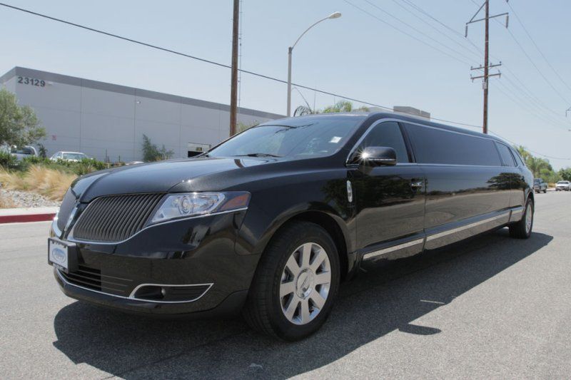 Lincoln Stretch is for rent in Limo Service Calgary