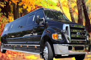 ford f650 stretch limo for rent in Limo Service Calgary